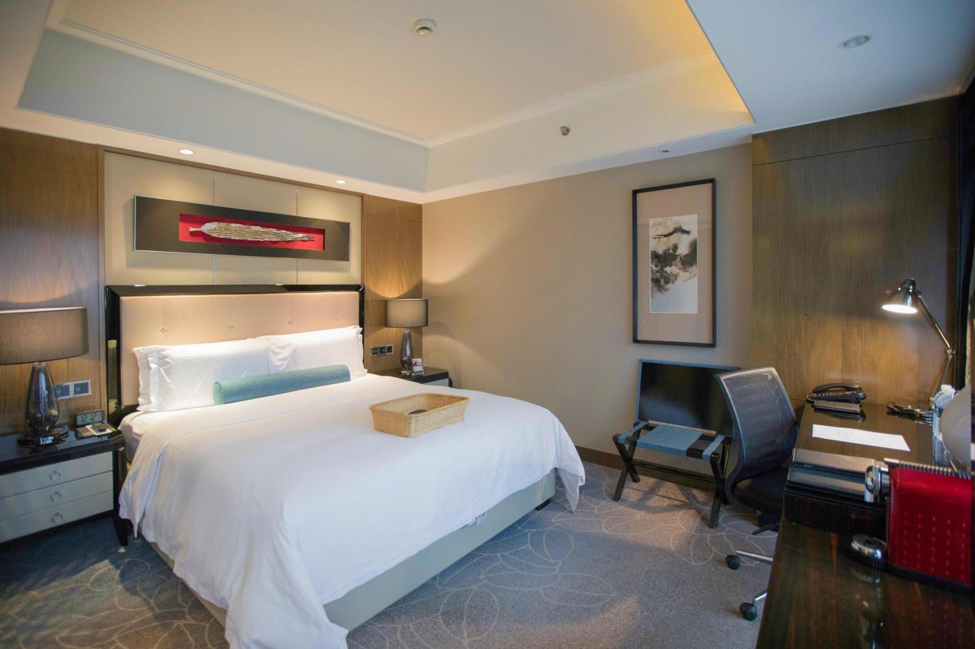 Pullman Shanghai Jingan Exterior foto