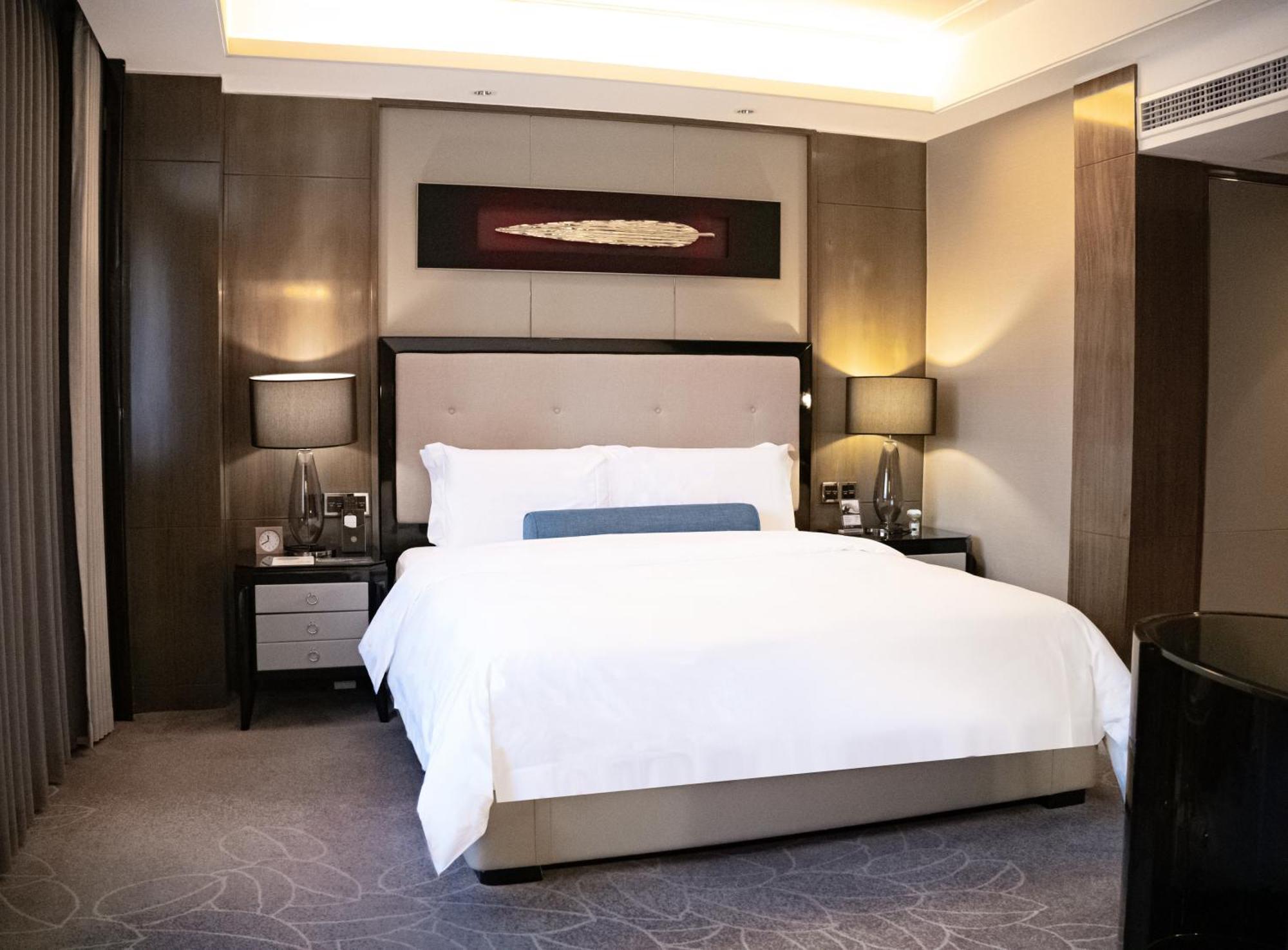 Pullman Shanghai Jingan Exterior foto