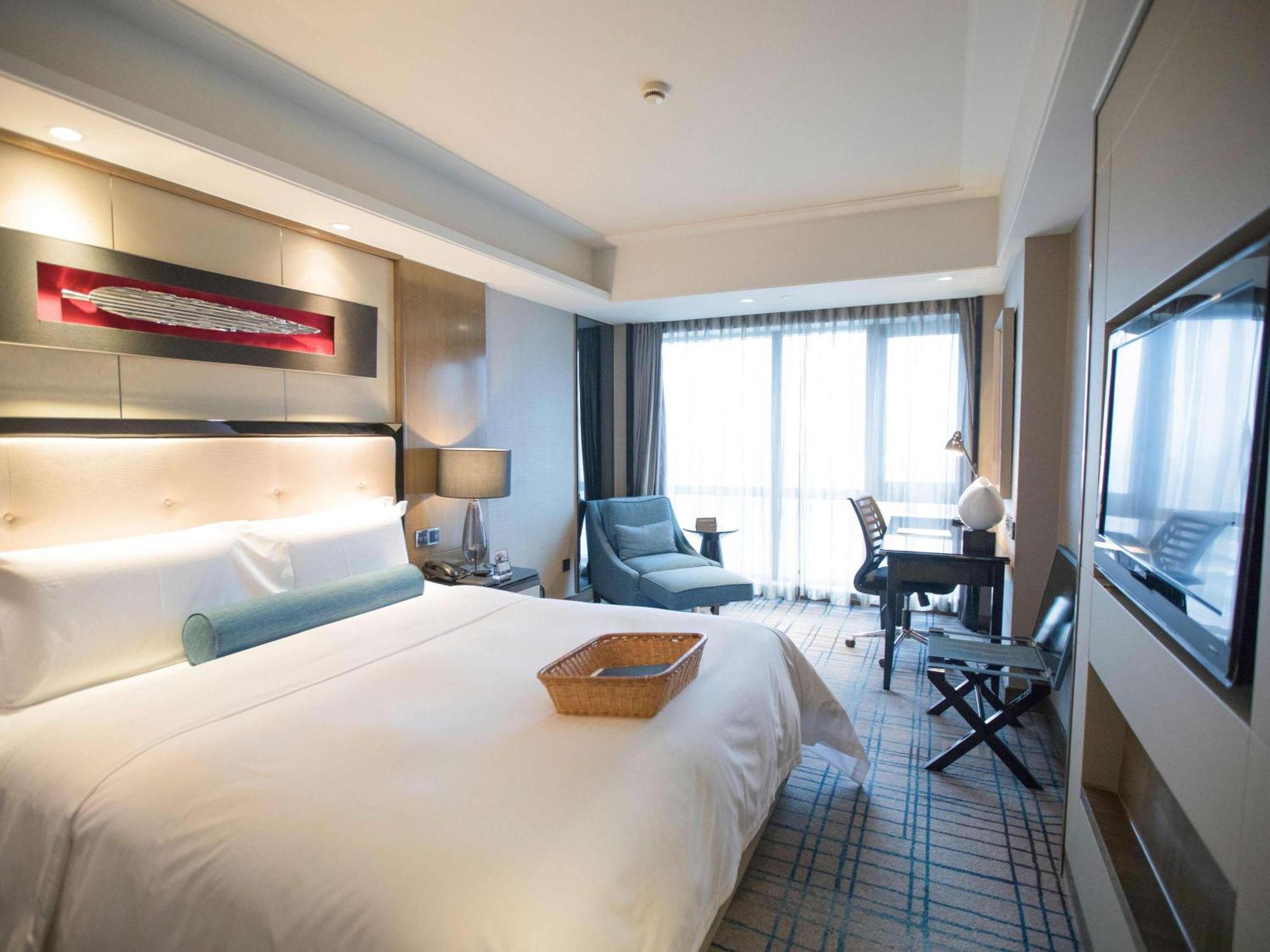 Pullman Shanghai Jingan Exterior foto