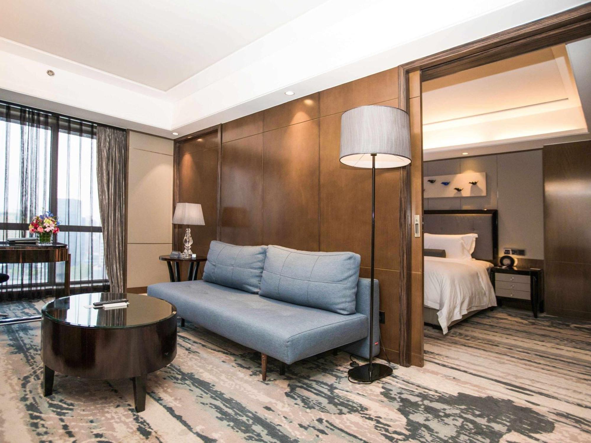Pullman Shanghai Jingan Exterior foto